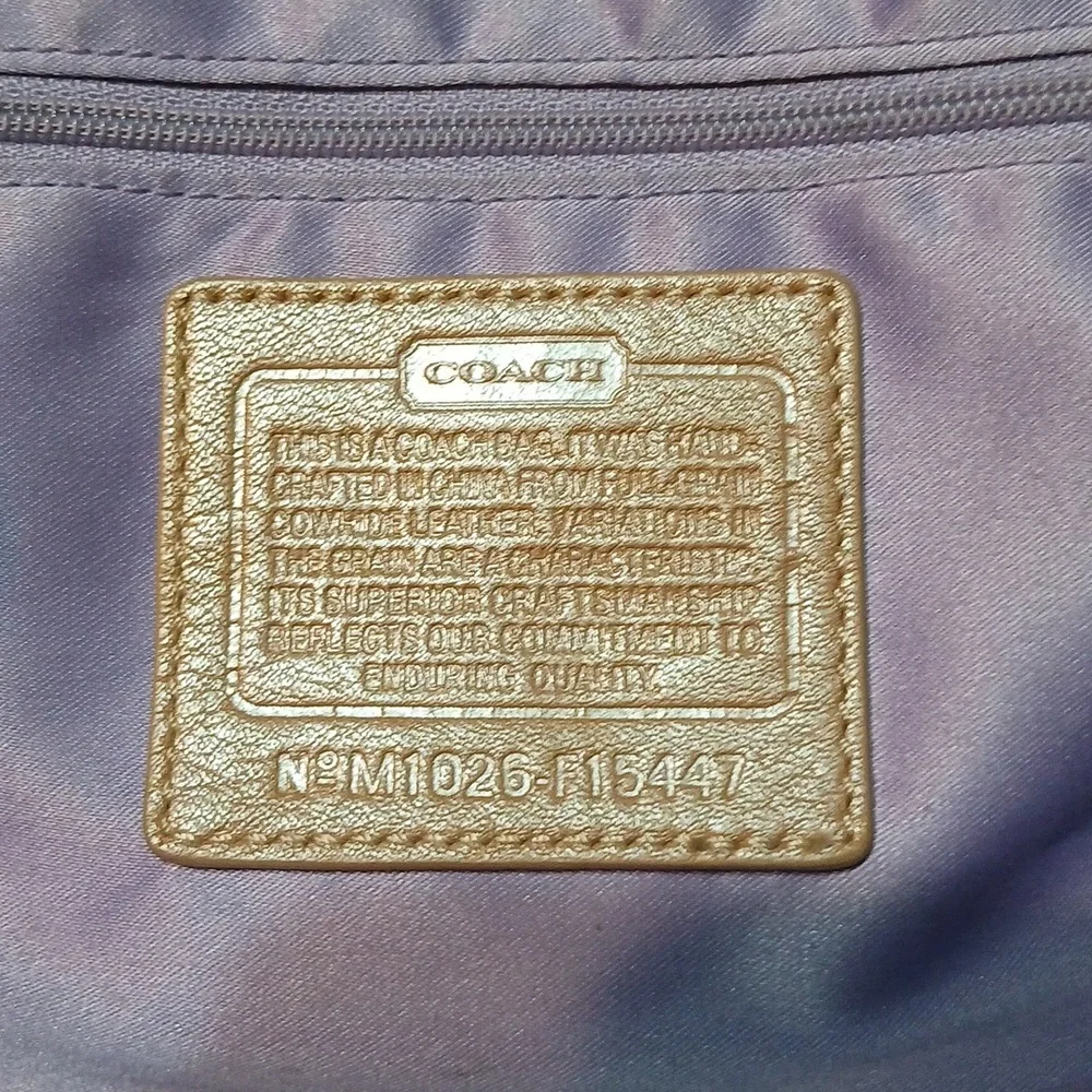 Coach - Picture 10 of 14